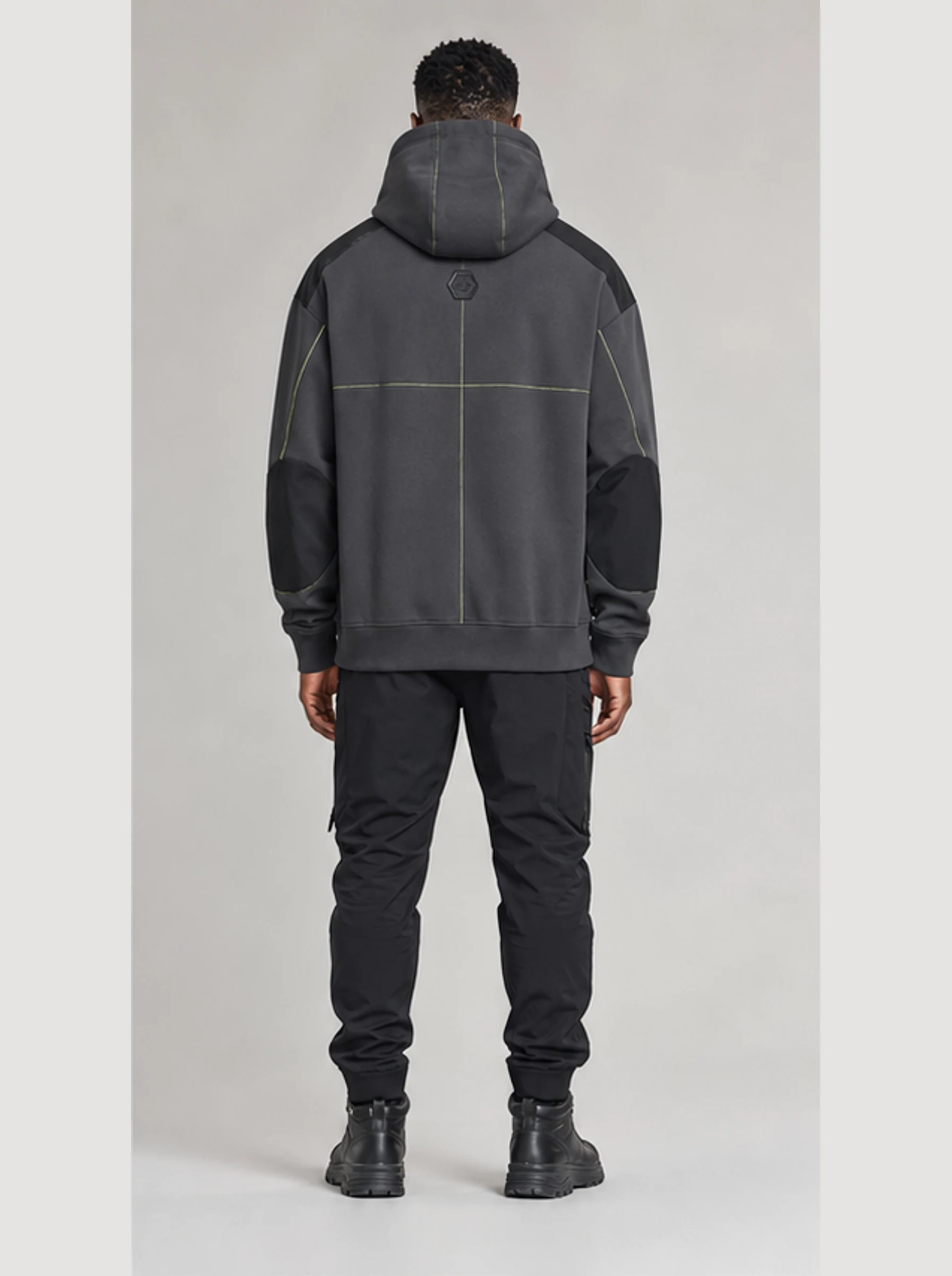 Carbon Relay Pullover back view - Clothixpack technical hoodie