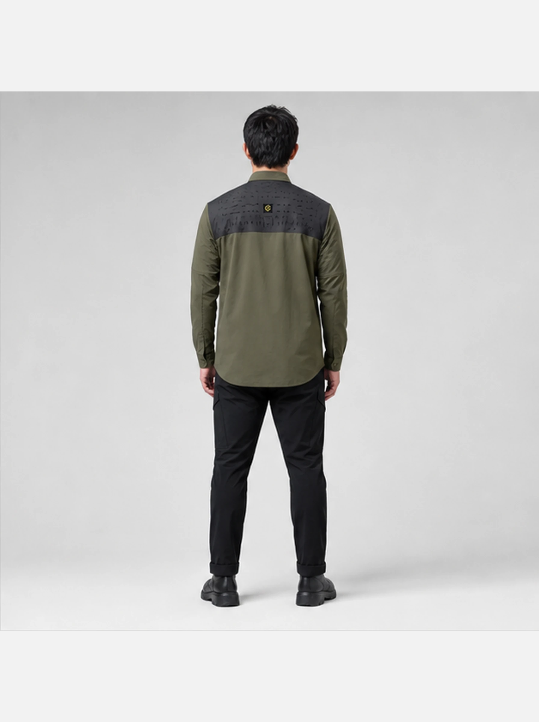 Lattice Utility Overshirt back view - Clothixpack technical shirt