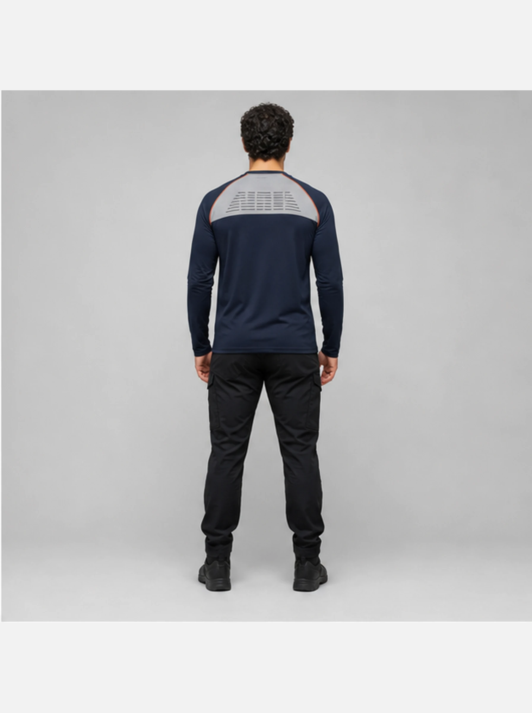 Datum Vent Longsleeve back view - Clothixpack technical shirt